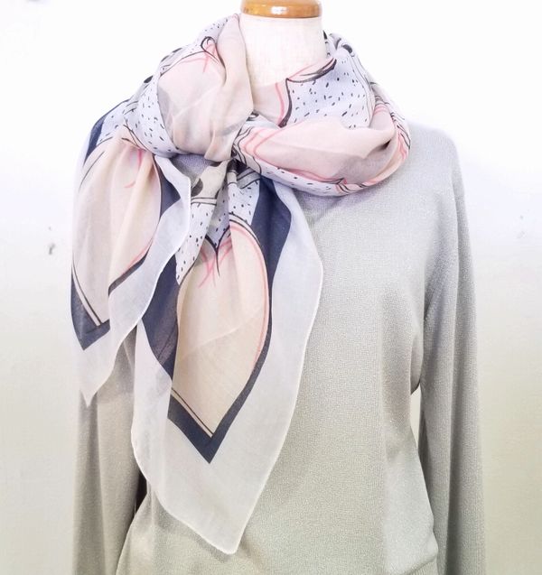 春色ストール ピンク系 簡単な巻き方のおさらい 50代からのファッション セレクトショップネオのブログ